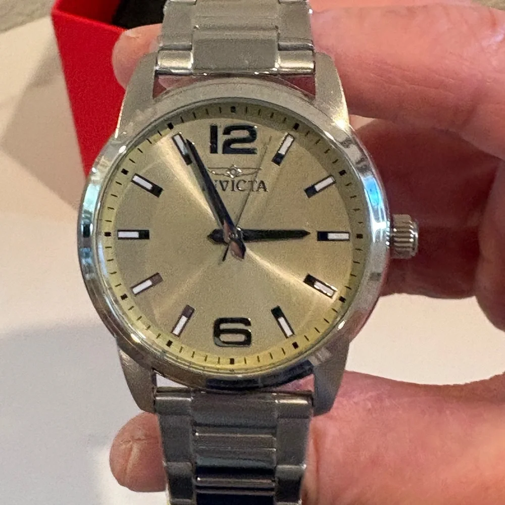 Invicta elegant watch